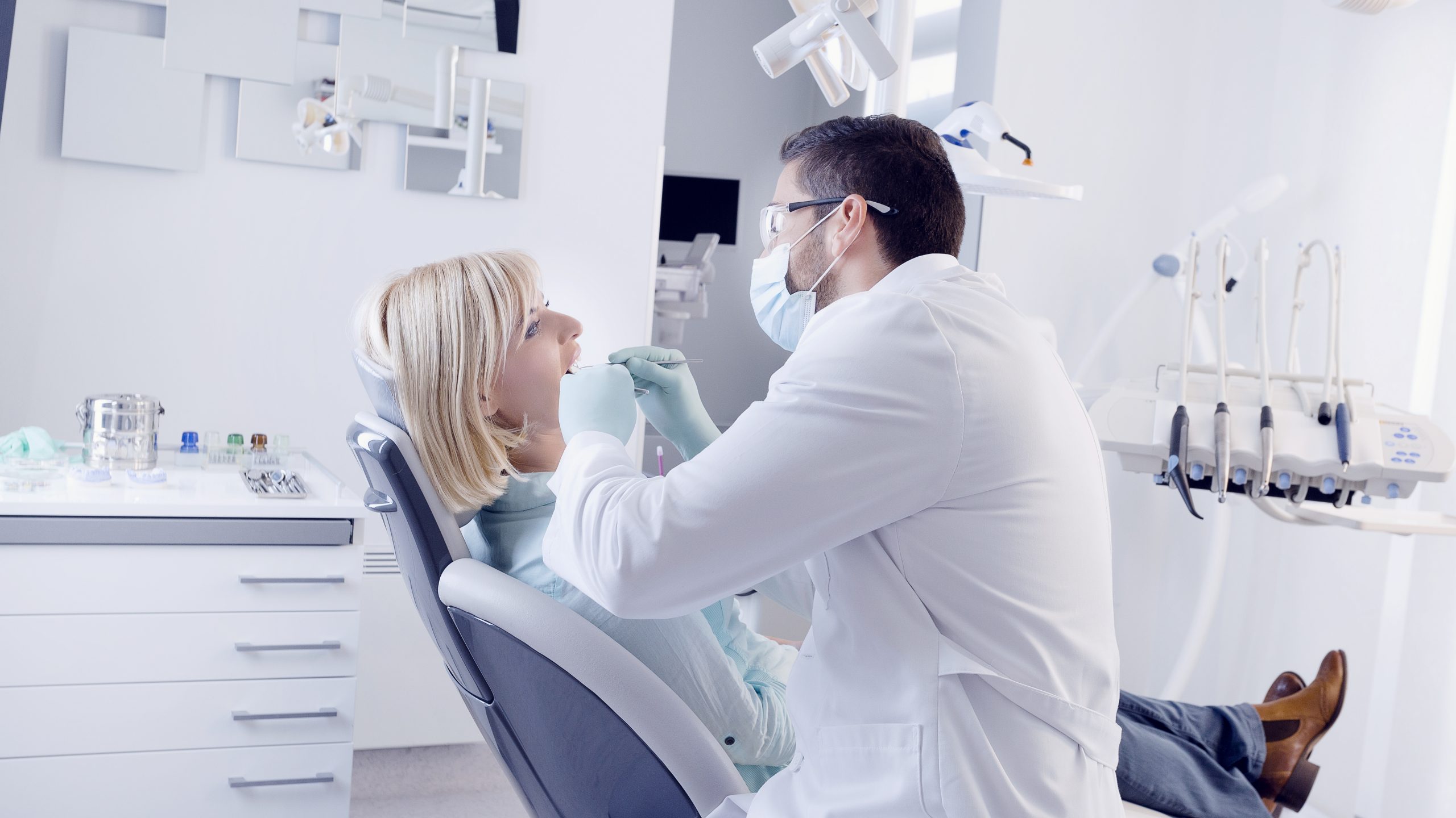 Dentist in Oak Park, MI